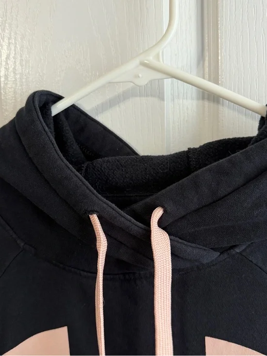 Under Armour loose black logo hoodie size XL - Picture 3 of 7